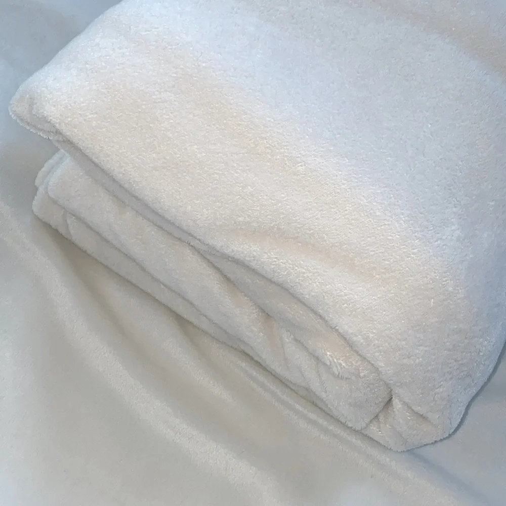 West‎ Point Home Soft Ivory White Blanket King